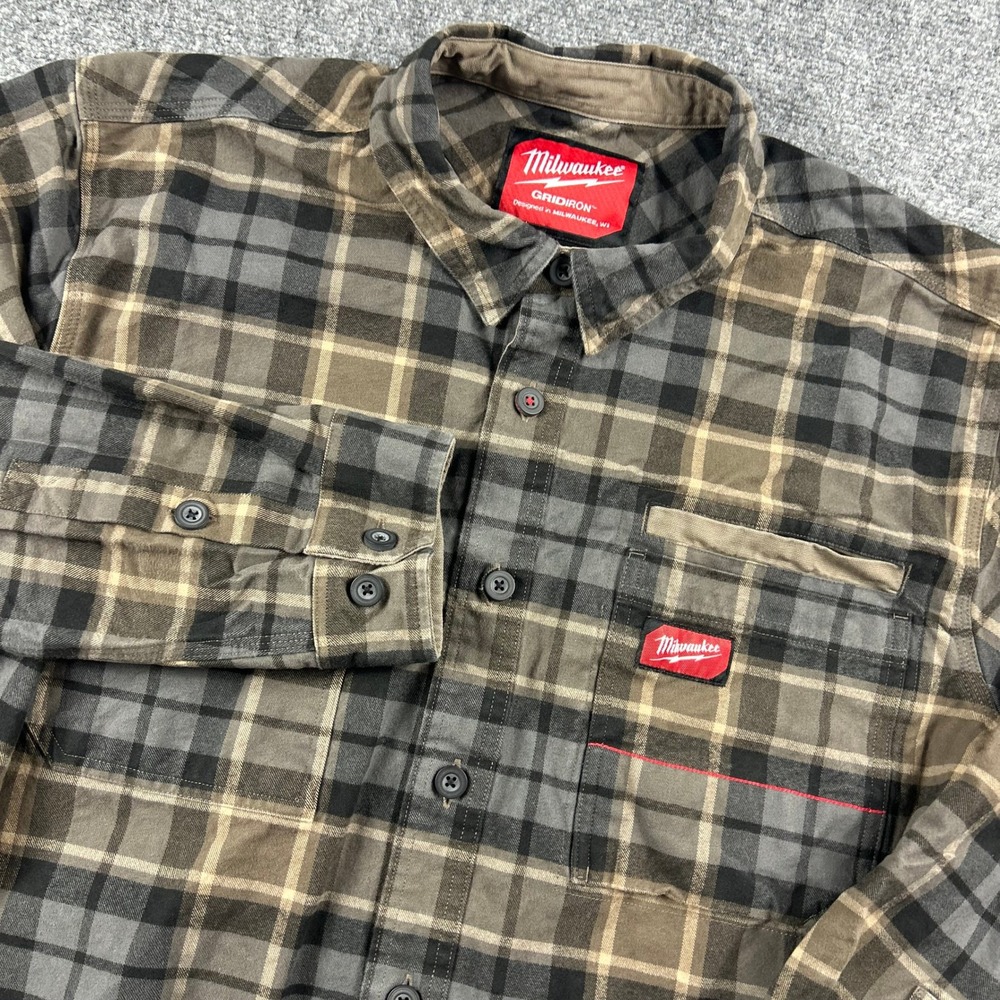 Milwaukee Gridiron Shirt Mens XL Brown Plaid Flannel Workwear Button Up Logo